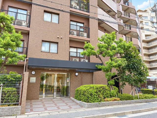 グランドメゾン神戸本山のエントランス|エントランスです