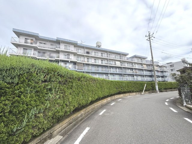 戸塚マンション E棟の外観