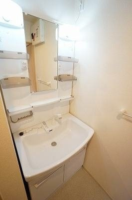 ヴィル　ソレイユ　大日向の洗面所