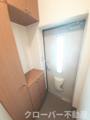 サンシャイン　桜川　Ｂの玄関