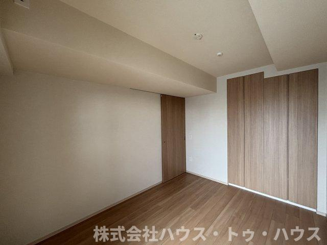 ライオンズタワー柏の洋室