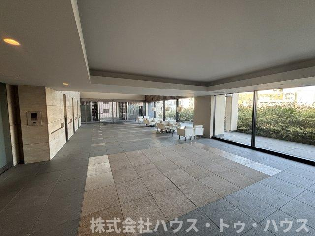 ライオンズタワー柏のロビー