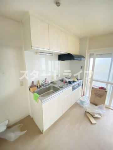 大阪市淀川区宮原２丁目の賃貸マンションのキッチン