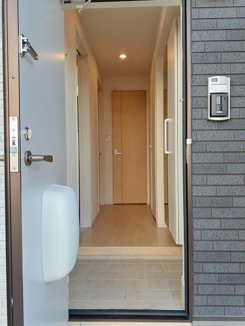 ソラーナⅡの玄関