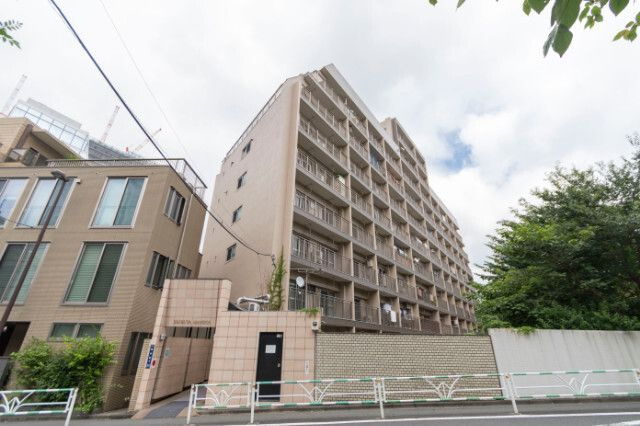 渋谷マンションの外観