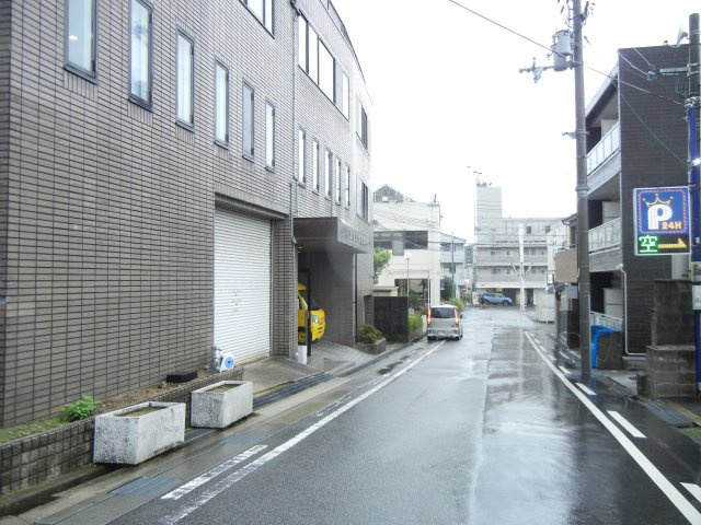 池田共栄ビルの周辺