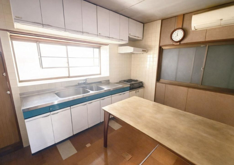 明石市大久保町高丘１丁目戸建のキッチン
