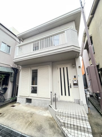 大石南町貸家