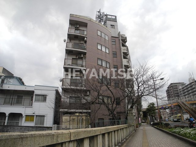 昭和ハイツ新中川の外観