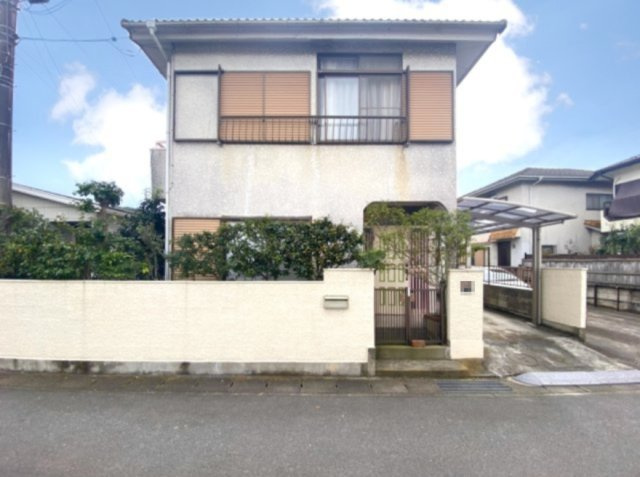 【中古戸建】高崎市乗附町の外観|■外観｜閑静な住宅街で始める新しい暮らし♪開放的な毎日をあなたへ(^^♪