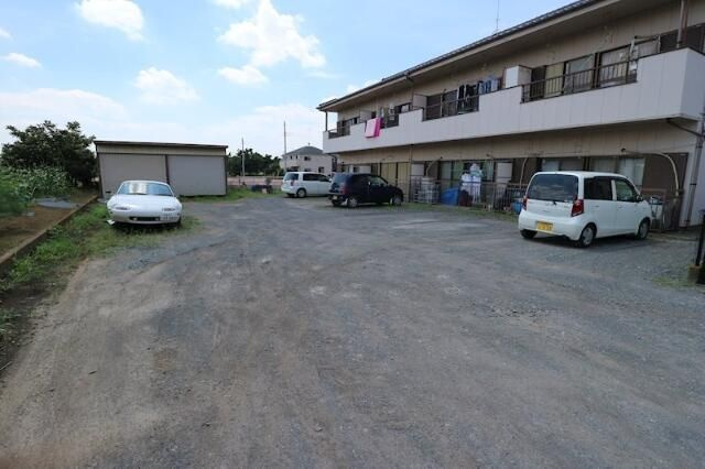 フジハイムの駐車場