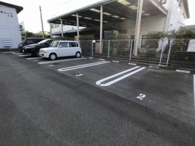 【駐車場】 | ケイズ スペチアーレ