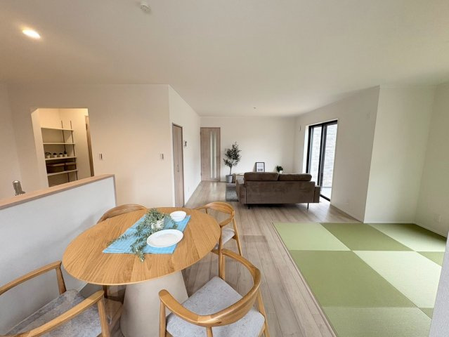 ダイマルタウン　関市平賀町第５　全３区画分譲の居間・リビング