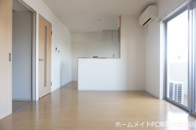 熊本市中央区水前寺公園の賃貸マンションの居間・リビング