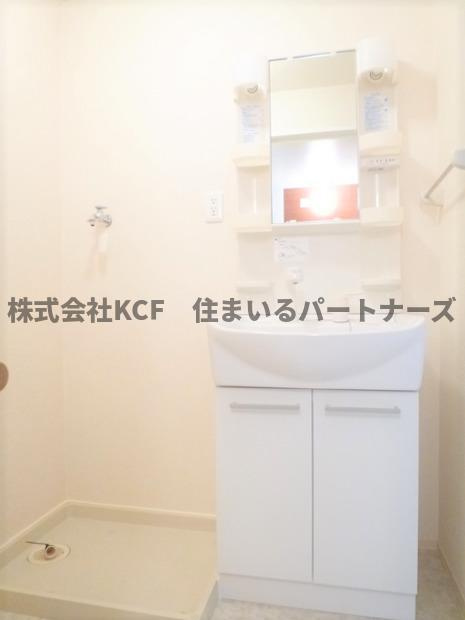 オリーヴァ東合川の独立洗面台|独立洗面化粧台付き