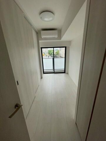 ＭＡＸＩＶ　ＣＲＯＳお花茶屋の居間・リビング
