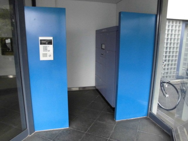 ホームポート朝日のエントランス