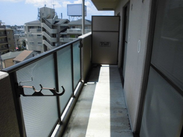 グランディ東豊中のバルコニー