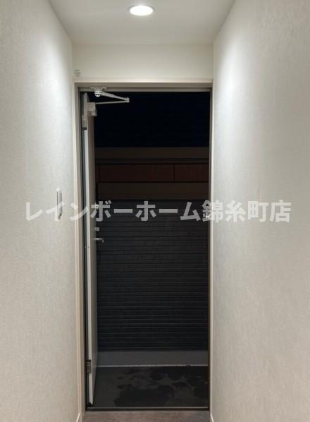 CRASTINE新小岩の玄関