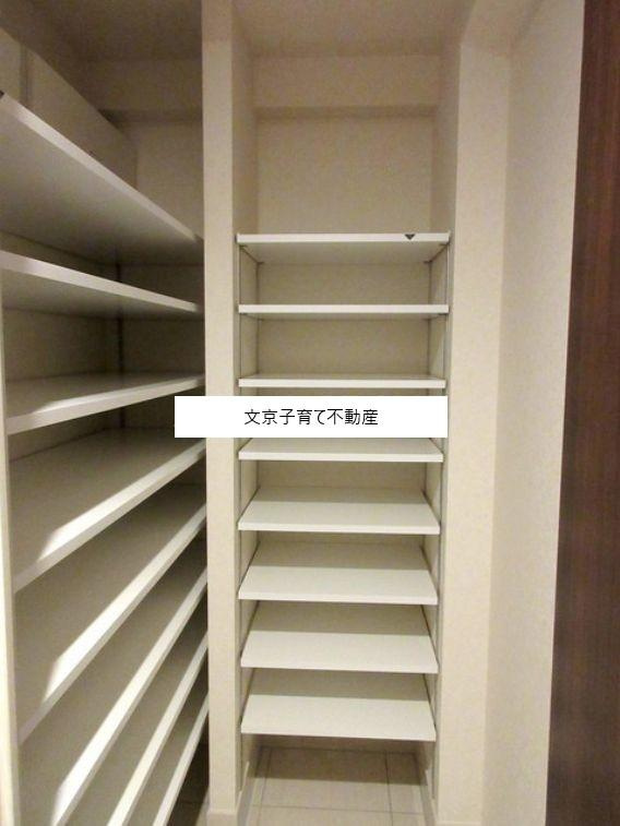 パークアクシス三番町の収納