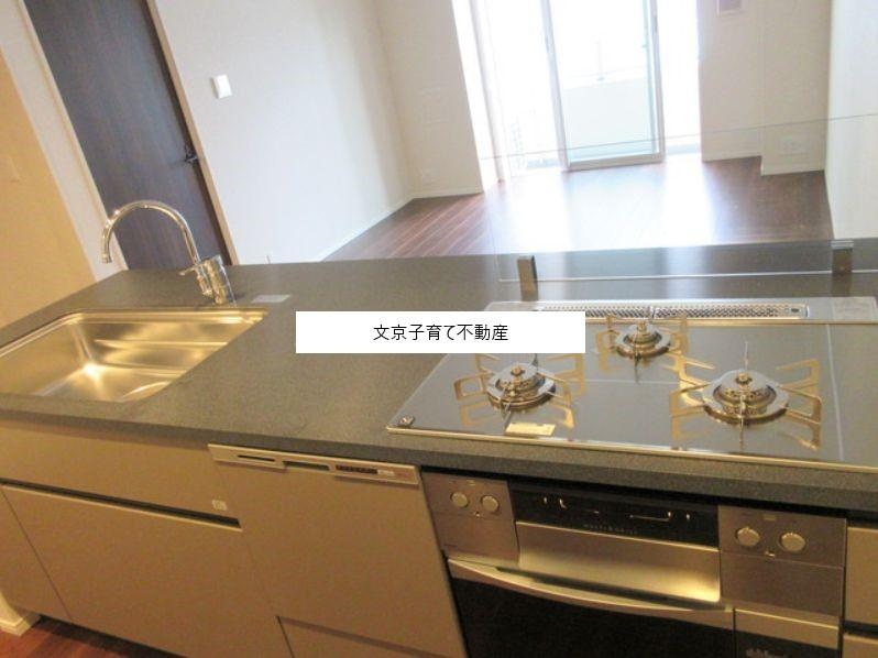 パークアクシス三番町のキッチン
