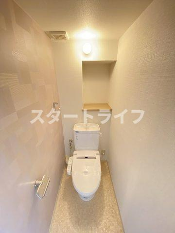 大阪市淀川区木川東２丁目の賃貸マンションのトイレ