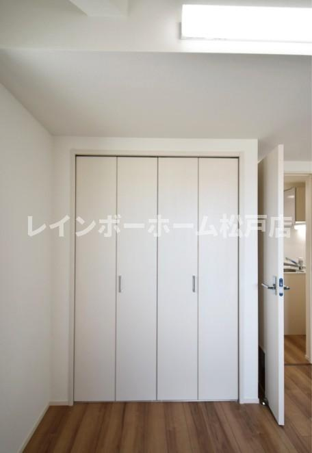 サザンフロント六町【仲介手数料：50％OFF】対象物件！の収納|便利な収納スペースです