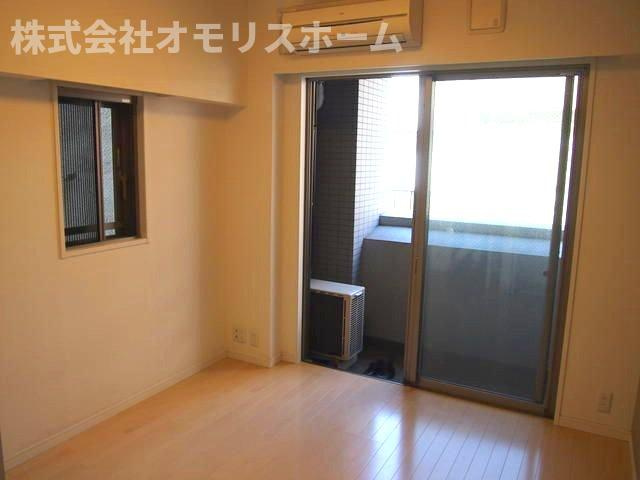 リファイズ品川南の居間・リビング