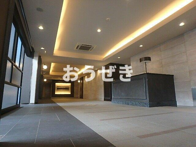 ドゥーエ横浜駅前のロビー|1Ｆエントランスホールです