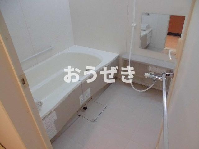 ドゥーエ横浜駅前の浴室|参考写真