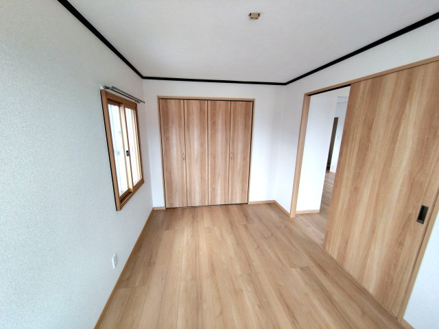 西原アパートの子供部屋