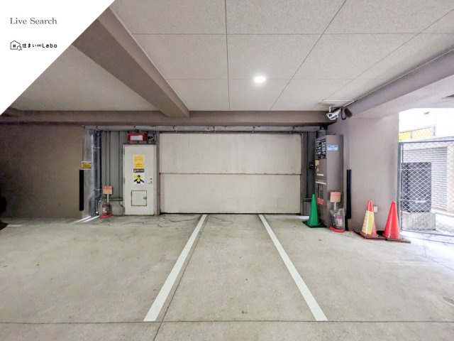 赤坂ランドマークタワーの駐車場