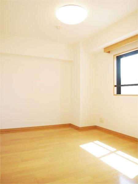 ルーブル学芸大学参番館の寝室