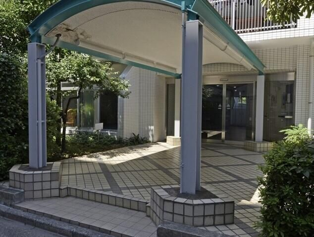 ツインシティ壱番館エトランズ東砂のエントランス