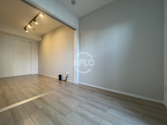 ルオーレプラス新大阪サウスの寝室|LUORE+新大阪SOUTH　洋室