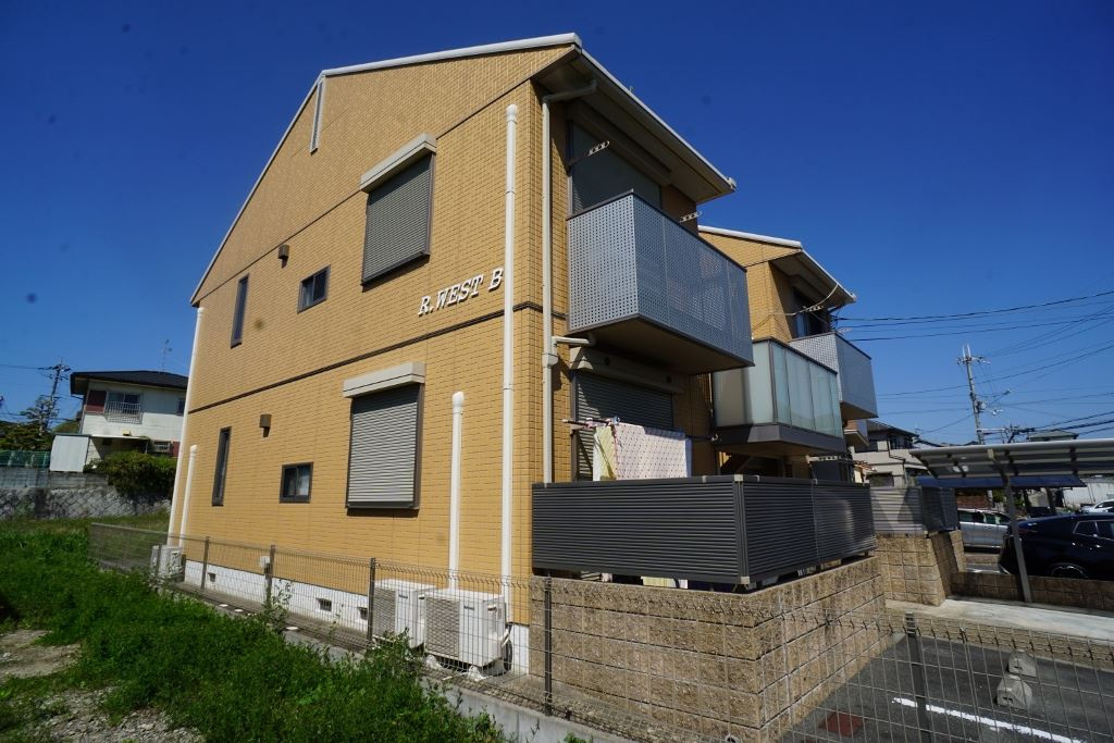 奈良市五条３丁目のアパート