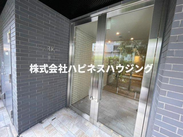 パークアクシス柏のエントランス