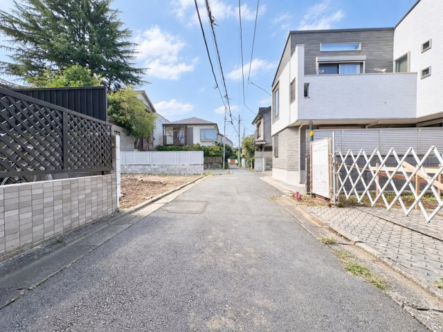 大田区山王1丁目　建築条件無し売地の前面道路含む現地写真|2026.09.13撮影

現地ご見学希望・資料請求などお気軽にお問い合わせ下さい！
03-5990-5201