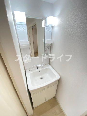 大阪市淀川区東三国４丁目の賃貸マンションの洗面所