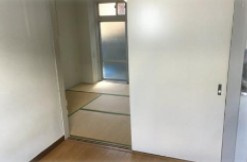 日光ビルの居間・リビング