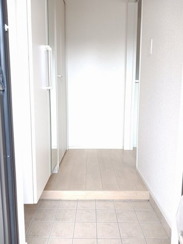 ノルテ・フレッシャ・トレスＡの玄関|シンプルで使いやすい玄関です