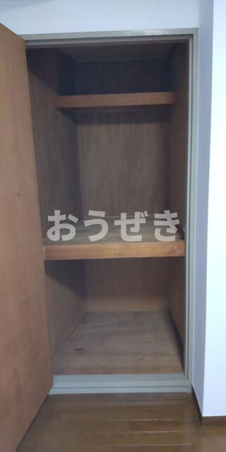 旭ビルの収納