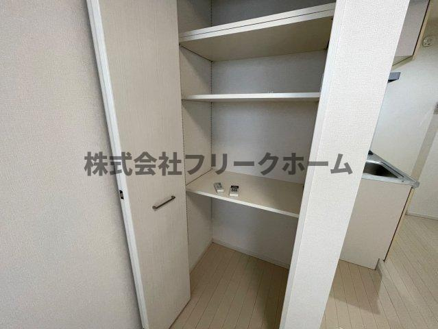 武蔵野市中町３丁目のアパートの収納