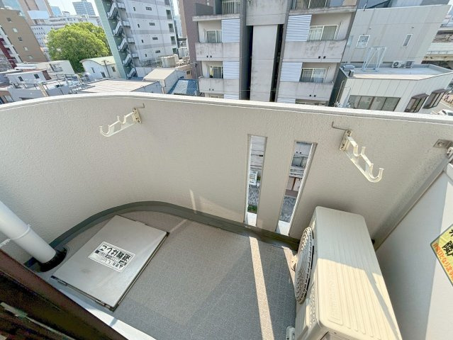 リーガル新大阪のバルコニー