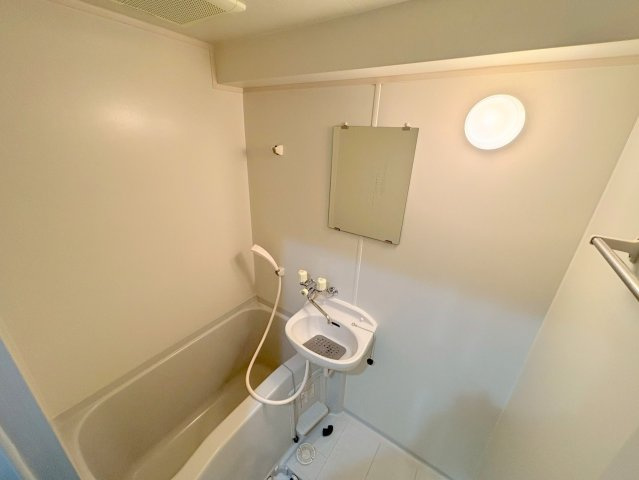 リーガル新大阪の浴室