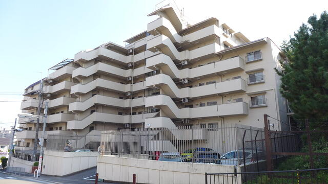 千里丘ロイヤルハイツの外観|外観もきれいです