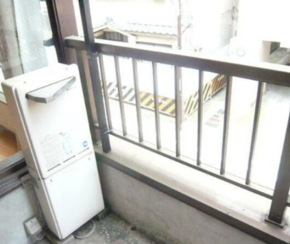 菊地ビルのバルコニー