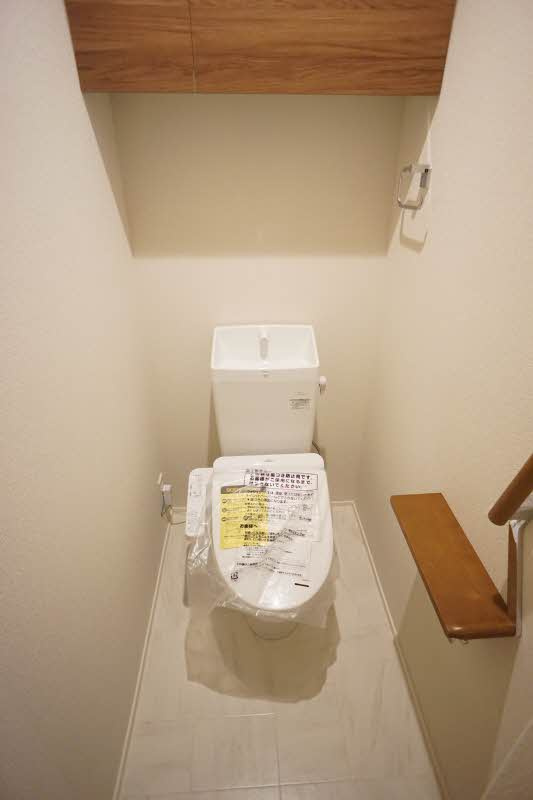 ガーデンコート東が丘 のトイレ|落ち着いたトイレです