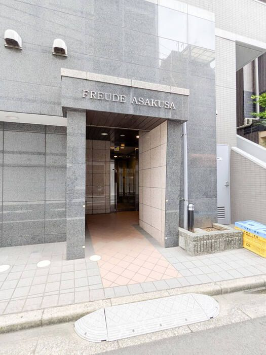 ＦＲＥＵＤＥ ＡＳＡＫＵＳＡのエントランス