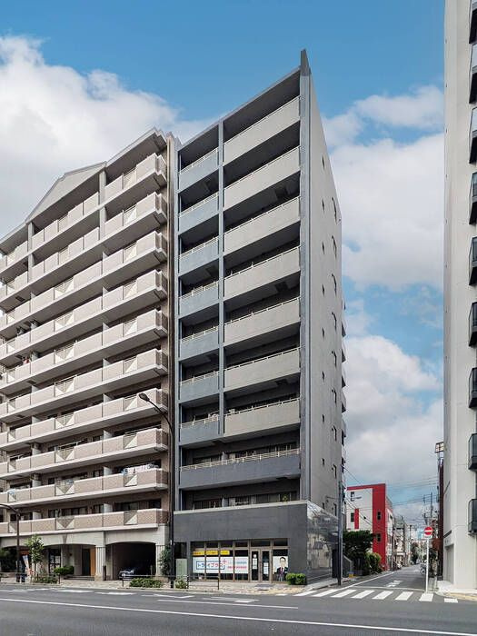 ＦＲＥＵＤＥ ＡＳＡＫＵＳＡの外観